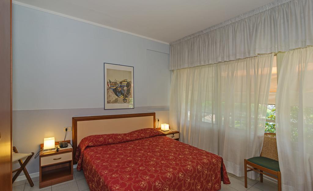 Hotel Le Ginestre Lido di Camaiore Exteriör bild