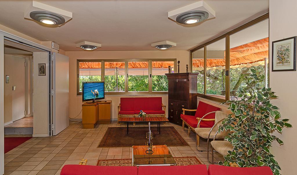 Hotel Le Ginestre Lido di Camaiore Exteriör bild