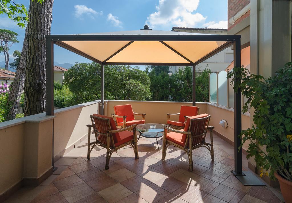 Hotel Le Ginestre Lido di Camaiore Exteriör bild
