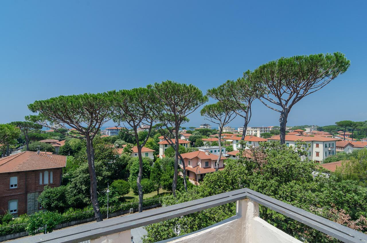 Hotel Le Ginestre Lido di Camaiore Exteriör bild