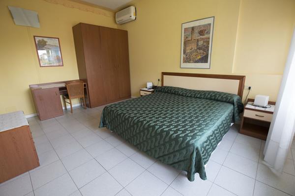 Hotel Le Ginestre Lido di Camaiore Exteriör bild